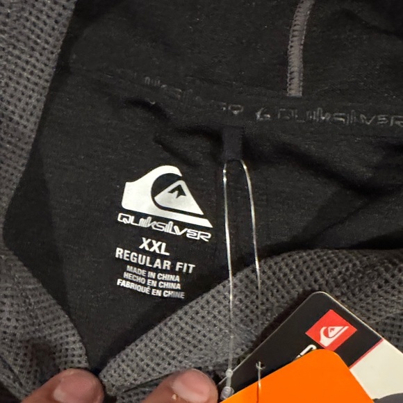 Quiksilver Men's Dark Gray Hoodie - Picture 4 of 5